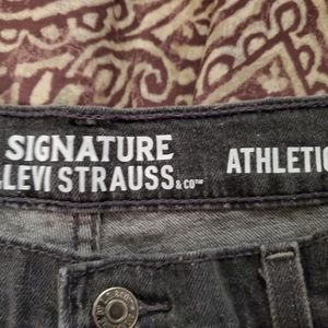 Signature Levi's 36x 32